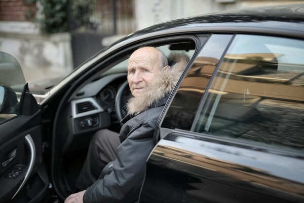 When Age and Health Mean It’s Time to Tell a Loved One to Stop Driving