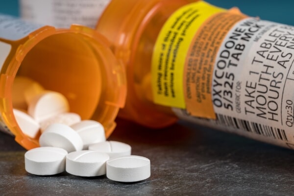 Holistic Pain Management for Seniors: Safer Paths to Relief and Recovery