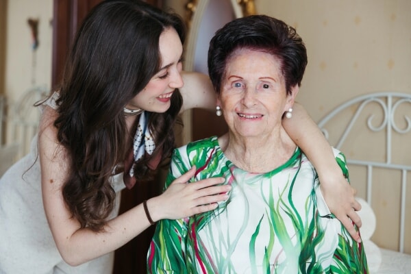 5 Ways Family Caregivers Improve Daily Comfort, Plus When You Need Help